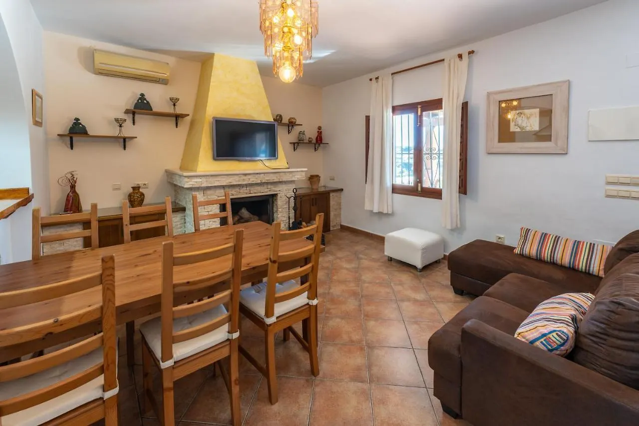 Villa Tropicana نيرخا إسبانيا