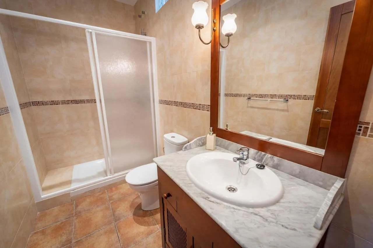 Villa Tropicana نيرخا